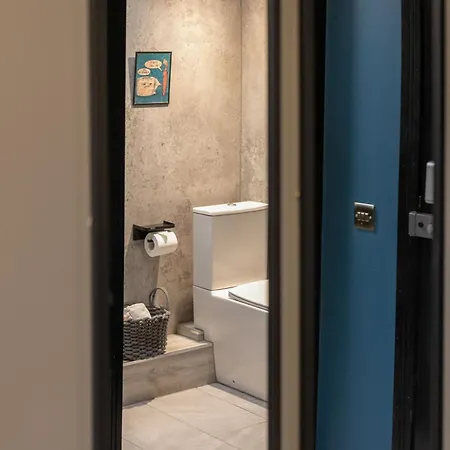 Downtown 1 - Town Centre Apartment *