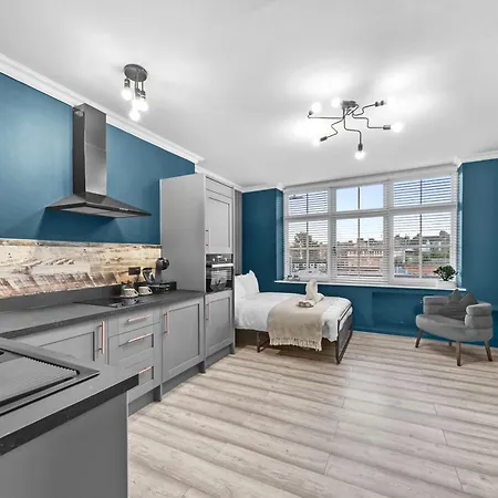 Downtown 1 - Town Centre *